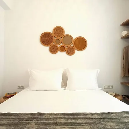 Thalia With Hot Tub And Sea View 公寓 *