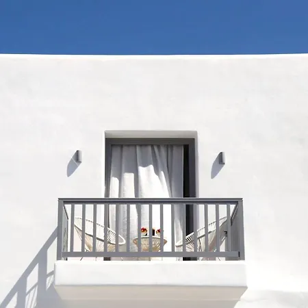 Thalia With Hot Tub And Sea View
